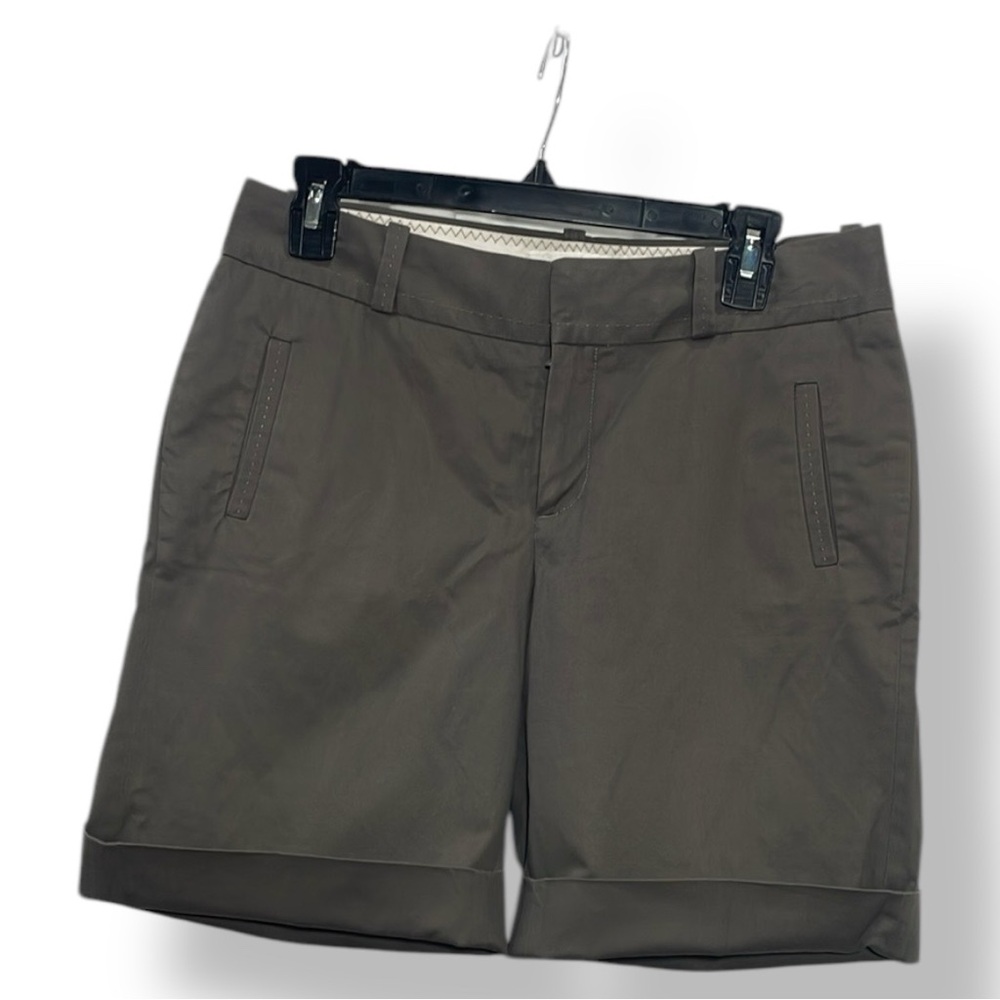 Women’s Banana Republic Bermuda Shorts - Gray - Martin Fit- Size 6